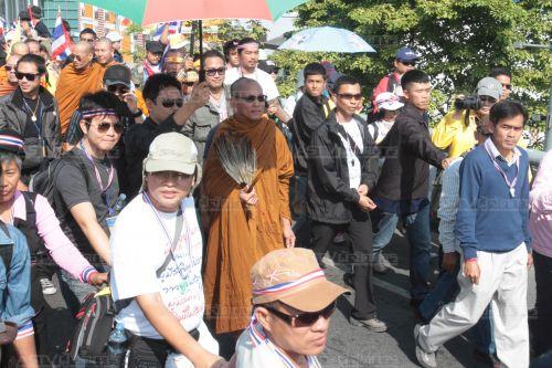 พระดีของเมืองไทยน่ายกย่องน่านับถือ
