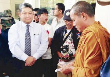 พระดีของเมืองไทยน่ายกย่องน่านับถือ