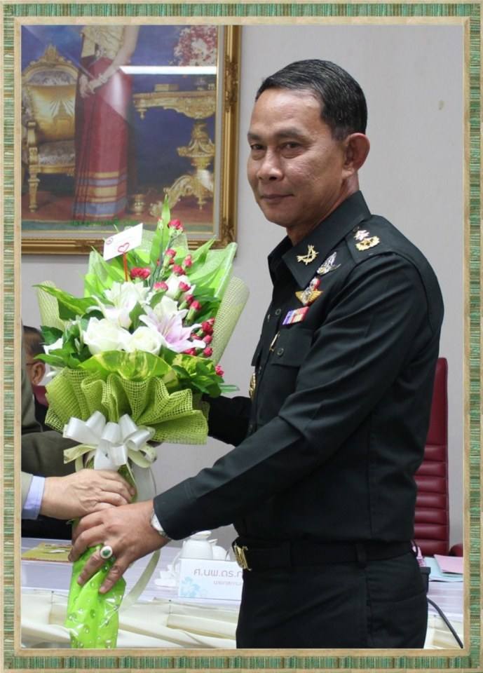 ท่านปรีชา จันทร์โอชา น้องชายท่านนายก