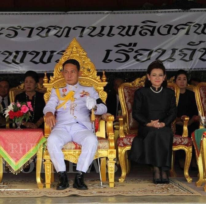ท่านปรีชา จันทร์โอชา น้องชายท่านนายก
