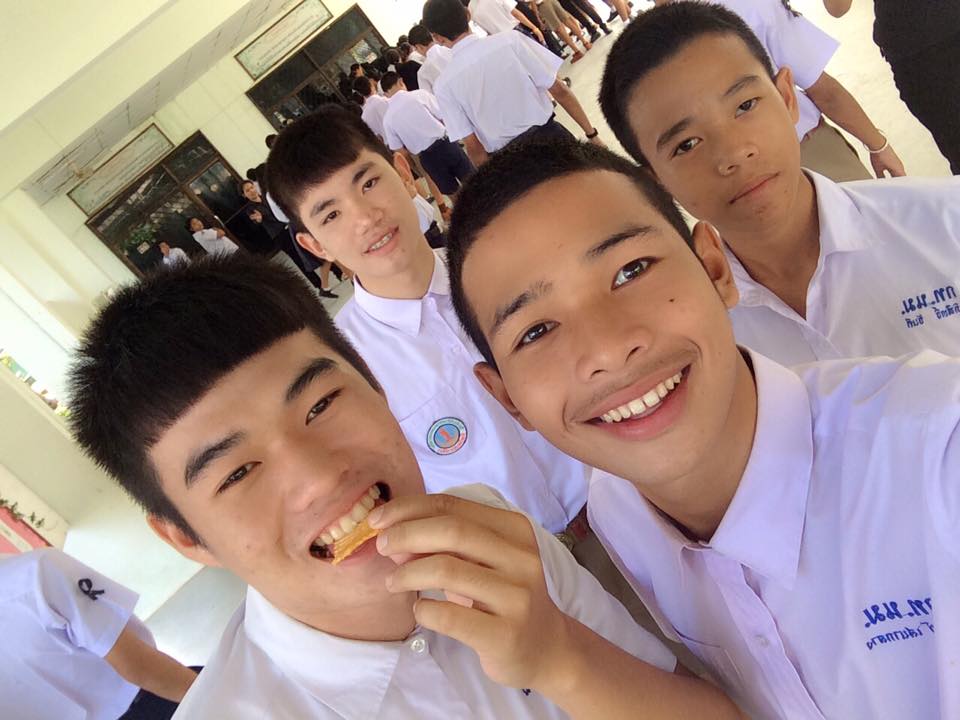 หนุ่มๆ นร.รร.กีฬา # 120