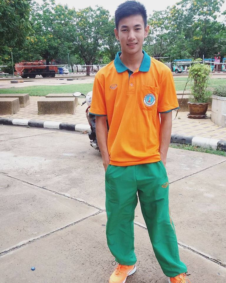 หนุ่มๆ นร.รร.กีฬา # 121