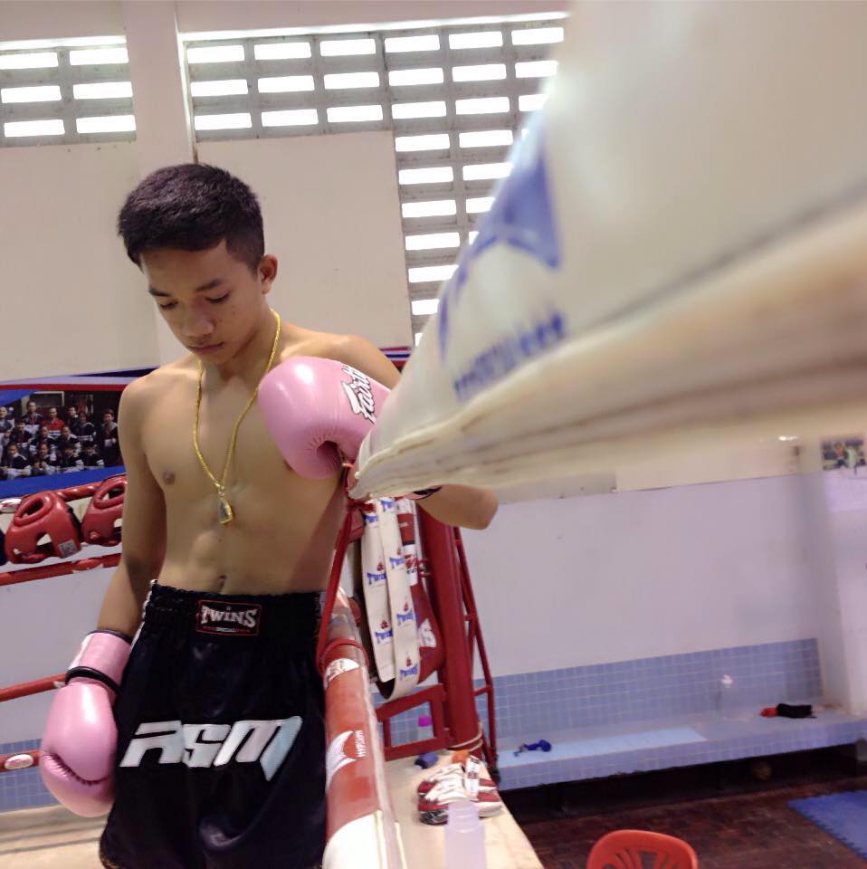 หนุ่มๆ นร.รร.กีฬา # 122