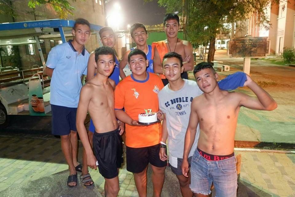 หนุ่มๆ นร.รร.กีฬา # 123