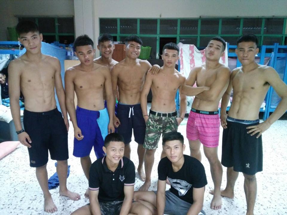 หนุ่มๆ นร.รร.กีฬา # 124