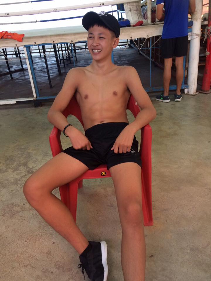 หนุ่มๆ นร.รร.กีฬา # 124