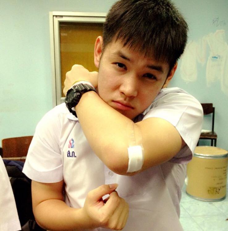 กรุบกริบ # 182