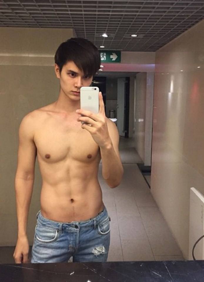 [ต้องแตก][ฉ18+][027] โยชิ วง C-Quint อีกหนึ่งหนุ่มของ RS ที่ทำให้เราหิวตลอด อยากตลอด ซึ่งหลายๆ คนจากค่ายนี้ก็ออกมาถ่ายสยิวกันเยอะ