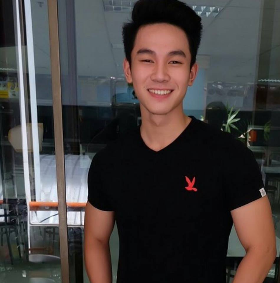 เห็นครูพละ...แล้วอยากเสียเหงื่อ!!!ครูขา...หล่ออะไรเบอร์นั้น เห็นแล้วคัน ใจสั่นไม่อยู่กับเนื้อกับตัว