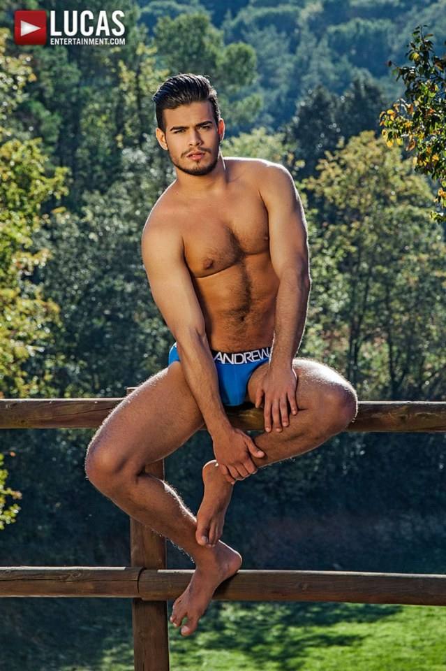 Hot guy in underwear 236