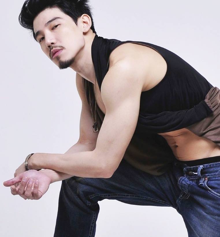 อกล่ำฉ่ำแฉะ