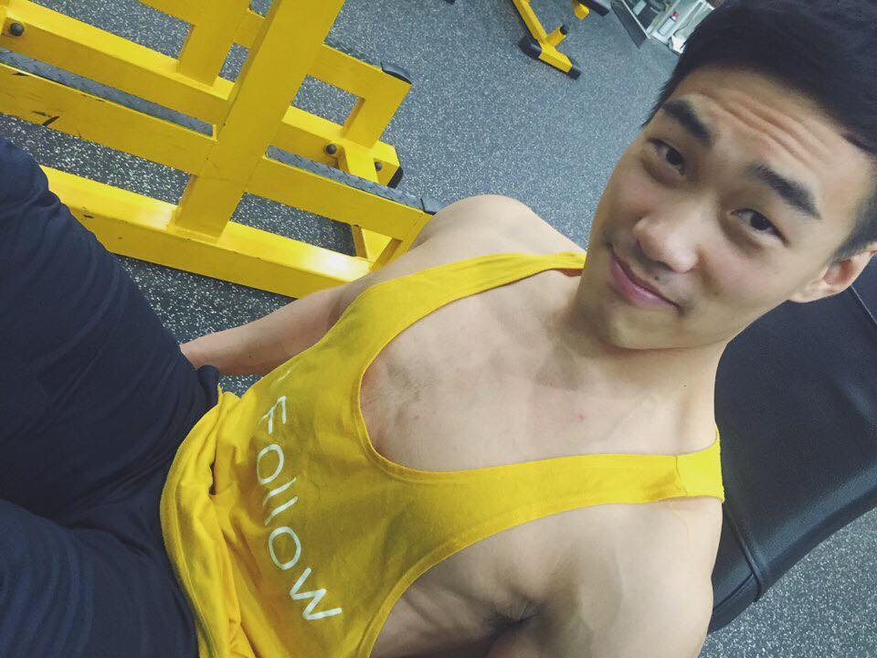 หนุ่มถอดเห็นแล้วอยาก