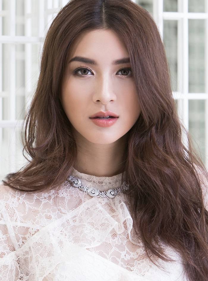 มิว นิษฐา @ AROUND Magazine issue 84 March 2017