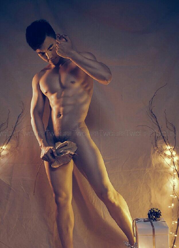 hot male 1 (+18)