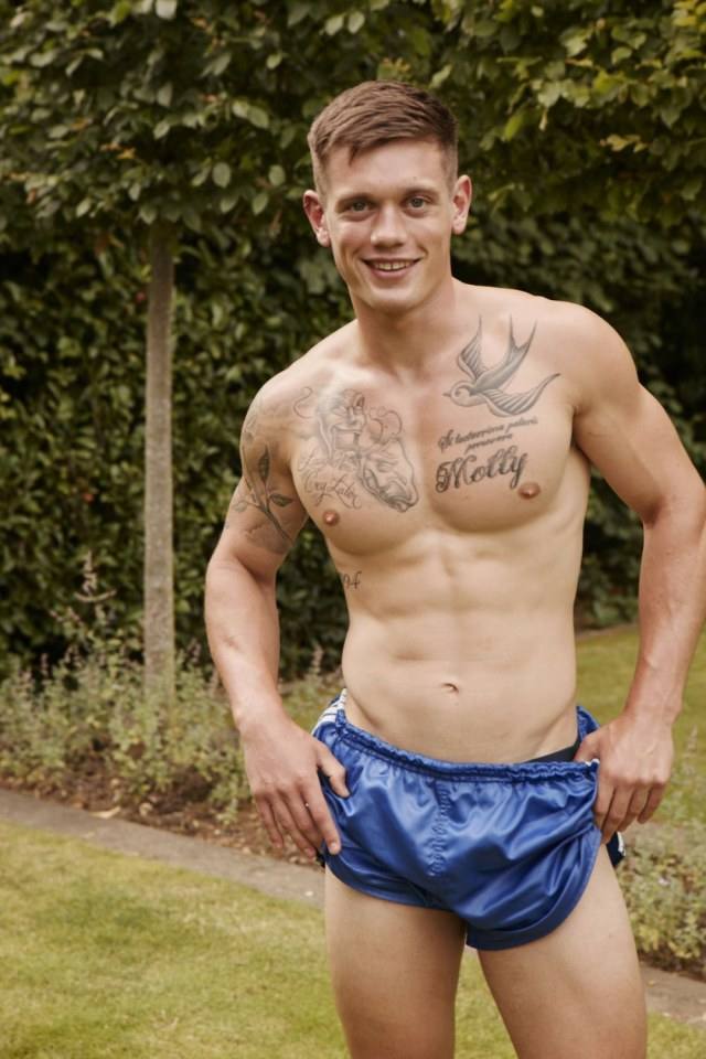 hot male 1 (+18)