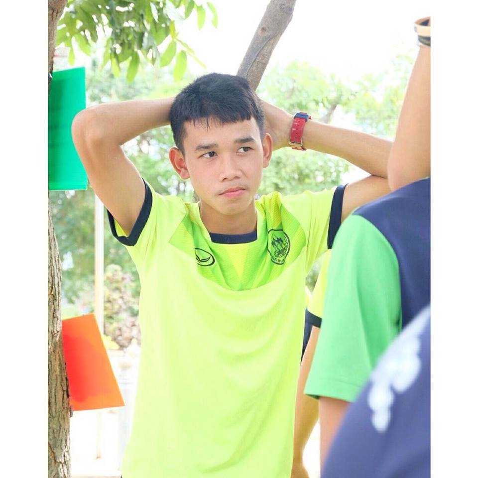 หนุ่มๆ นร.รร.กีฬา # 142