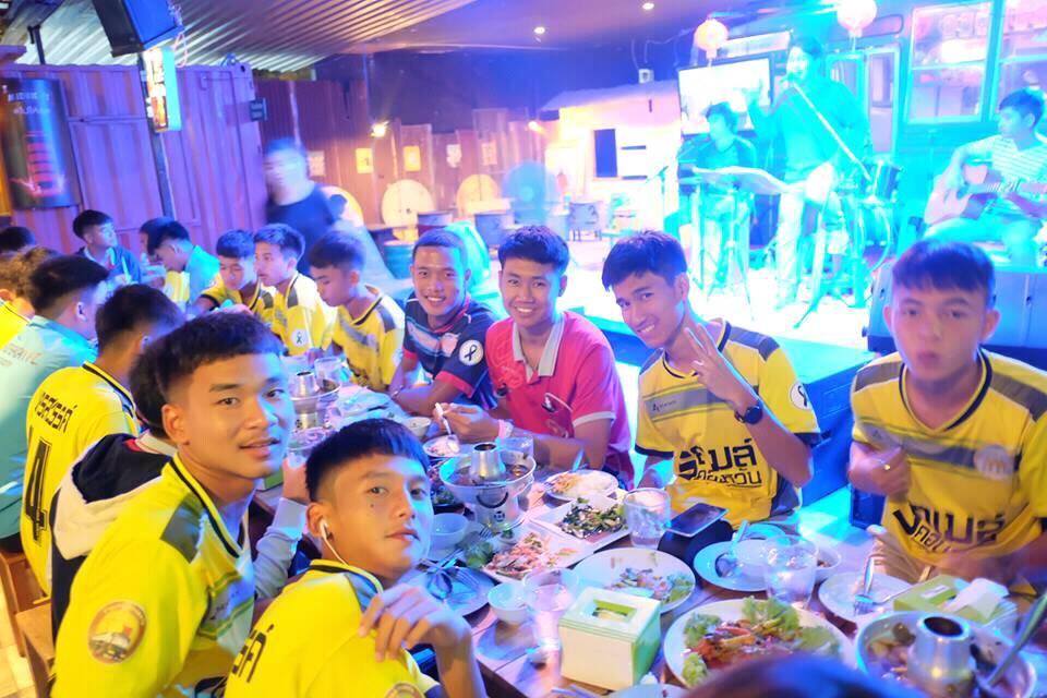 หนุ่มๆ นร.รร.กีฬา # 146