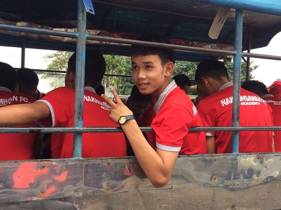 หนุ่มๆ นร.รร.กีฬา # 148