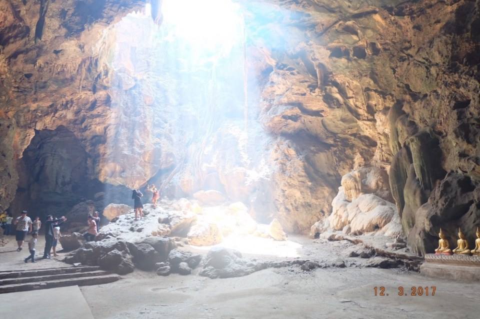 เขาหลวง เพชรบุรี