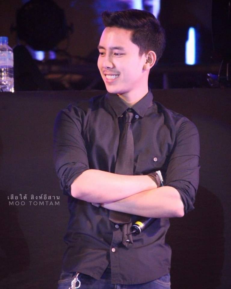 แอบปลื้มหนุ่ม2วัย
