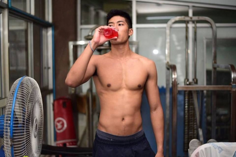 ชอบมากทั้งเก่งทั้งเข้มหล่อ
