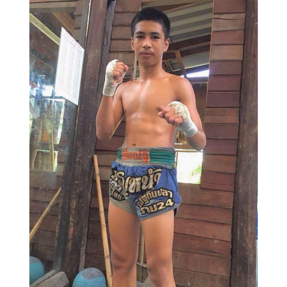 มวยไทย ใครก็ชอบ # 82