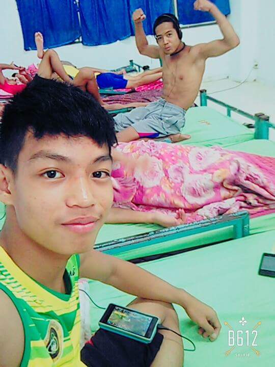 หนุ่มๆ นร.รร.กีฬา # 156