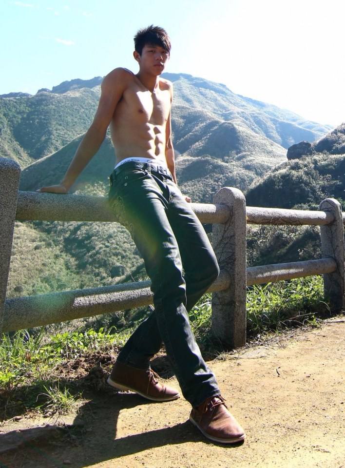 MANHUNKS 3
