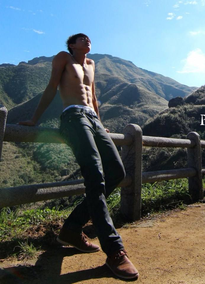 MANHUNKS 3