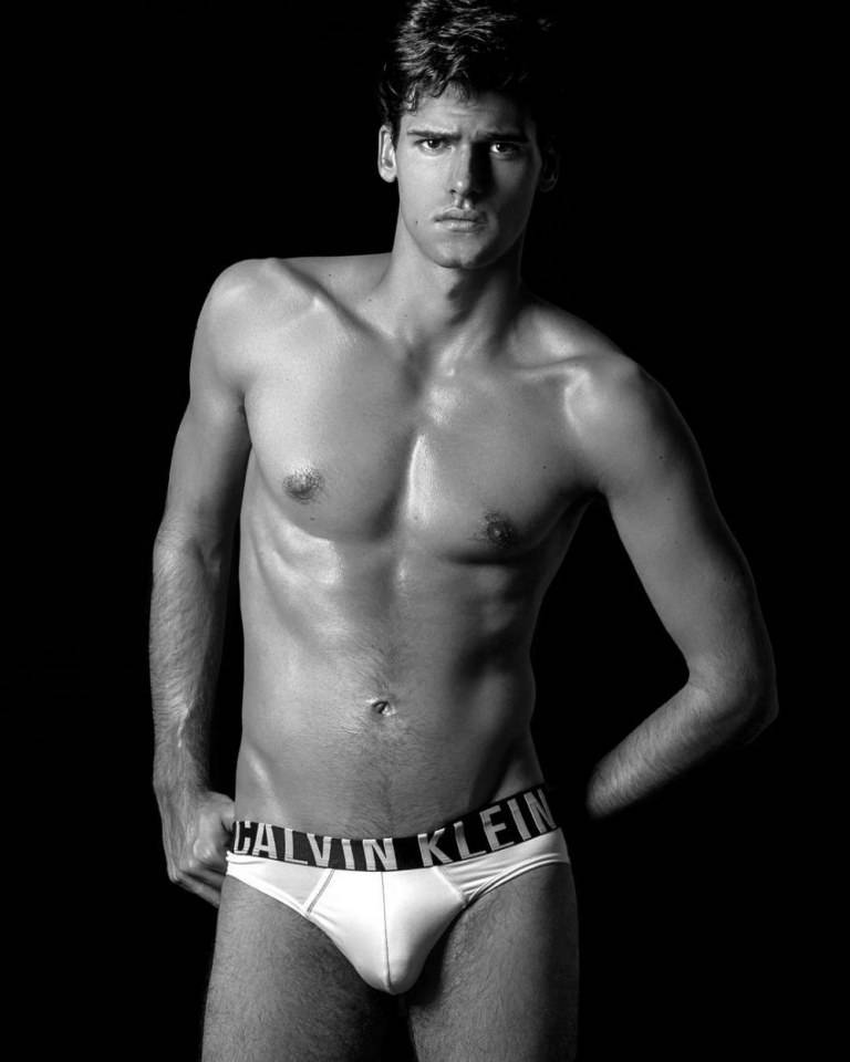 hot male 13 (+18)