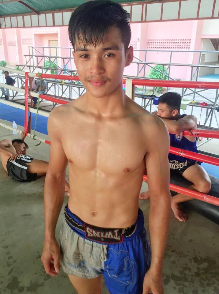 มวยโค้กกันเลยทีเดียวแตกแน่ๆ