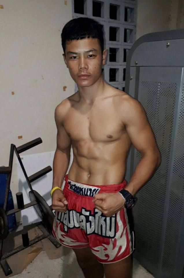 มวยโค้กกันเลยทีเดียวแตกแน่ๆ