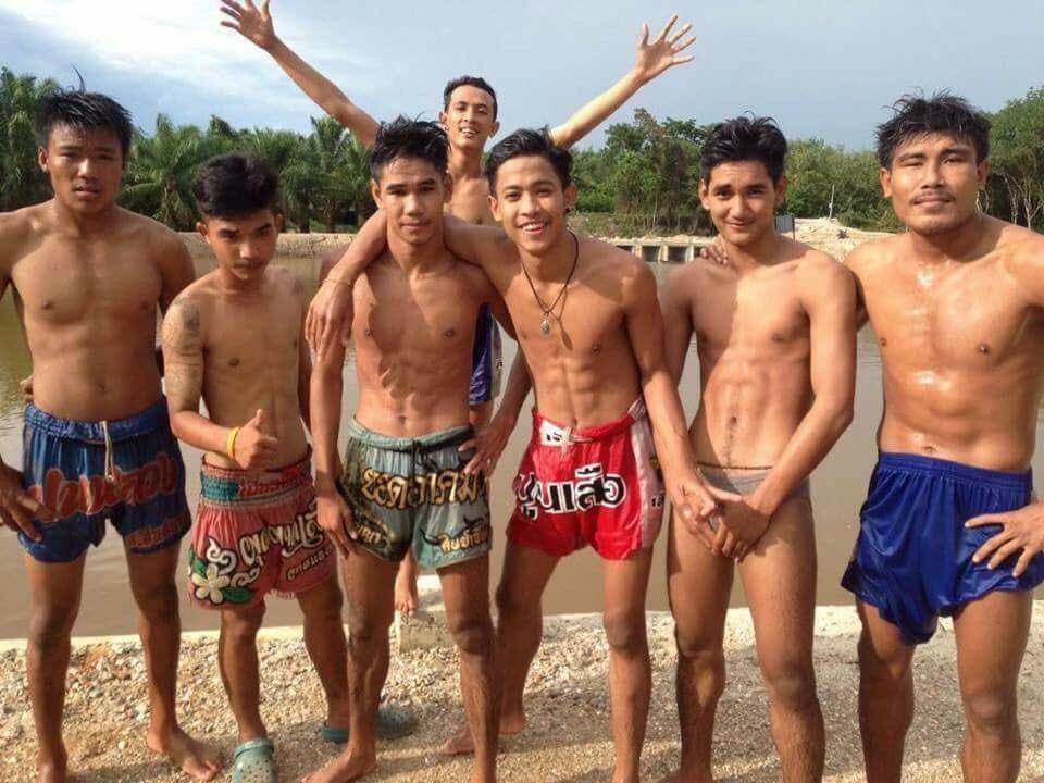 มวยโค้กกันเลยทีเดียวแตกแน่ๆ