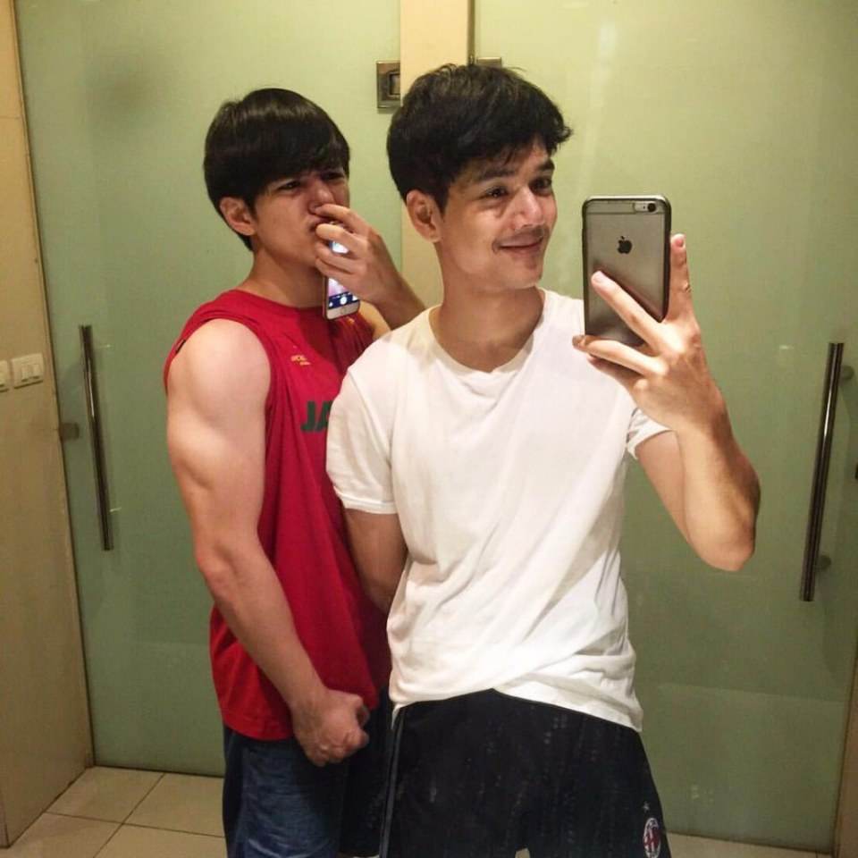 น่ารักน่าเลีย