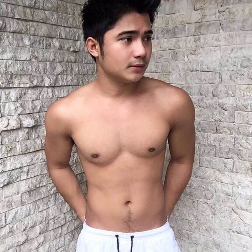 อกน่ากอด