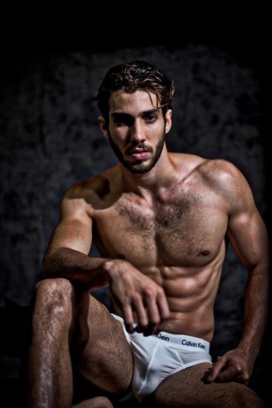 hot male 15 (+18)