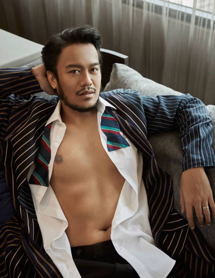 สิงโตนำโชคคมเข้ม หล่อบ้านๆ หุ่นแซ่บ