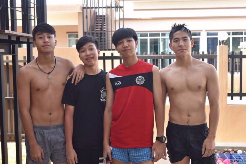 หลงเด็กพวกนี้อิอิ