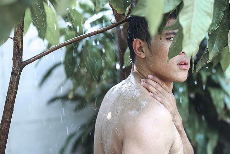 ไอติมคลายร้อนสักแท่งมั๊ย