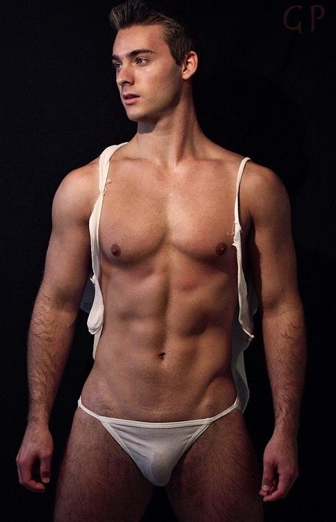 hot male 21 (+18)