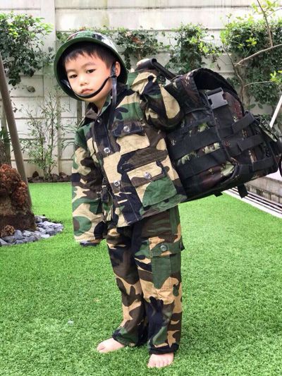 โอ๊ยฟิน! น้องวิน ลูกชาย! ผู้พันเบิร์ด ใส่ชุดทหารเท่ไม่แพ้พ่อเลยจ้า