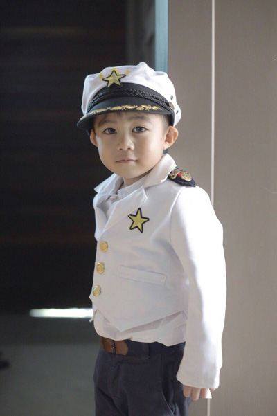 โอ๊ยฟิน! น้องวิน ลูกชาย! ผู้พันเบิร์ด ใส่ชุดทหารเท่ไม่แพ้พ่อเลยจ้า