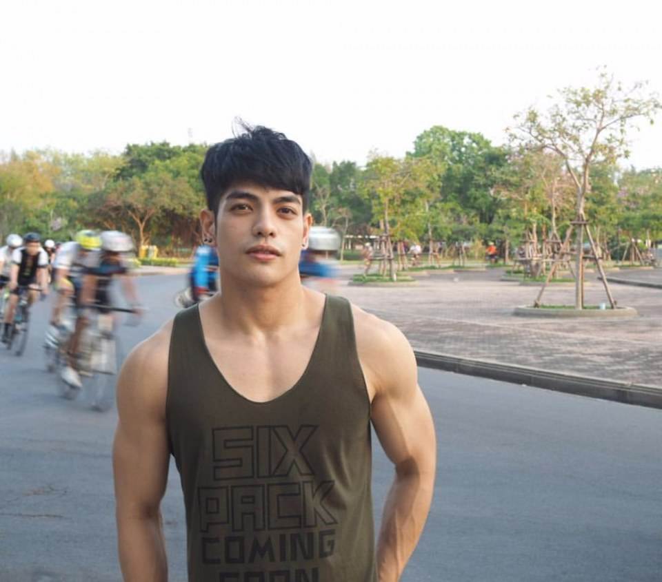 แซ่บยุเด้ออยากเลียเด้