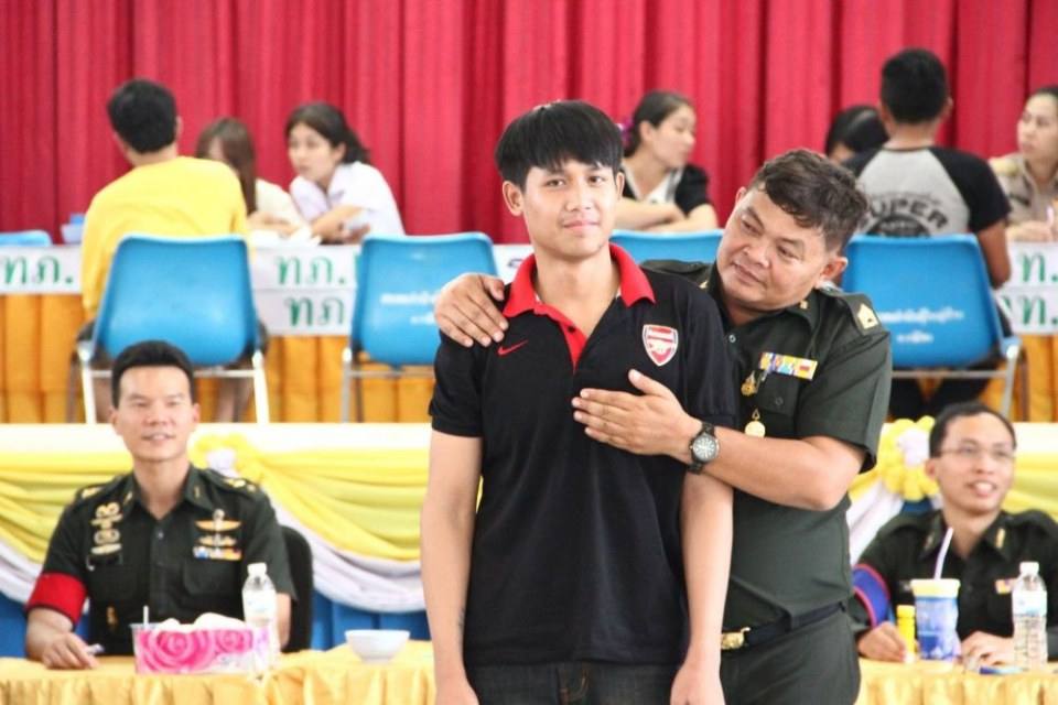 ความจับใบดำใบแดงเมื่อนานมาแล้ว 1,562