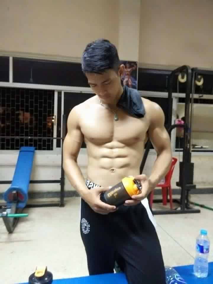 รัก 1,578