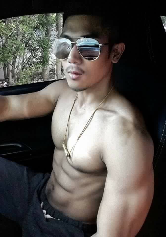 รัก 1,578