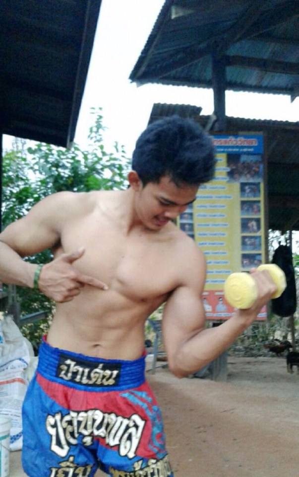 เดินแล้วจ๊ะ..(น้ำ)