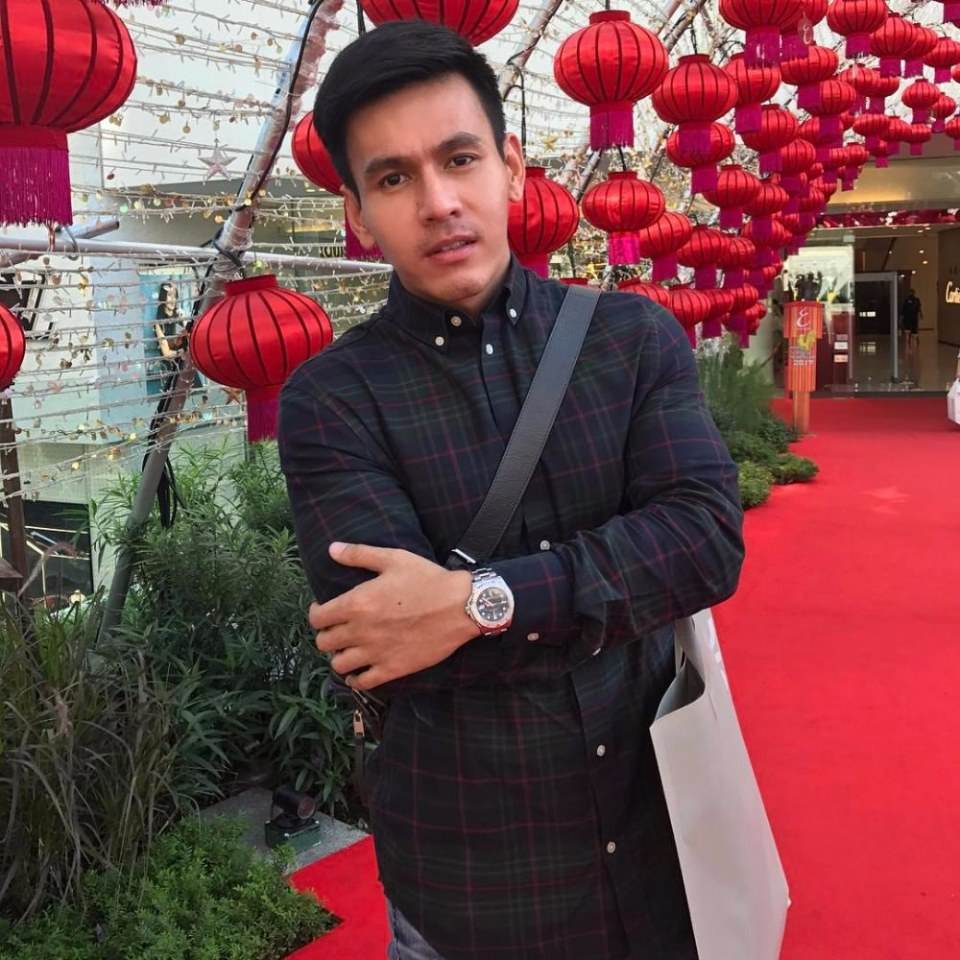 หล่อล่ำดูดี