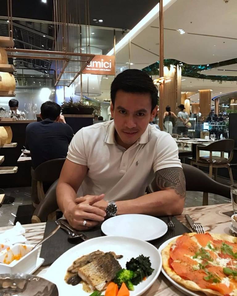 หล่อล่ำดูดี