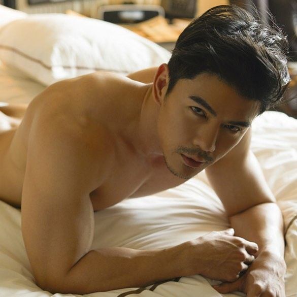 อกกล้ามทามน้ามแตก